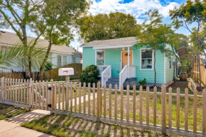 Galveston Vacation Rental Deck and Central Location